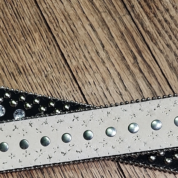 Guess Studded Black Belt with Silver Bling Buckle Westrtn Cowgirl Vintage - Picture 6 of 16